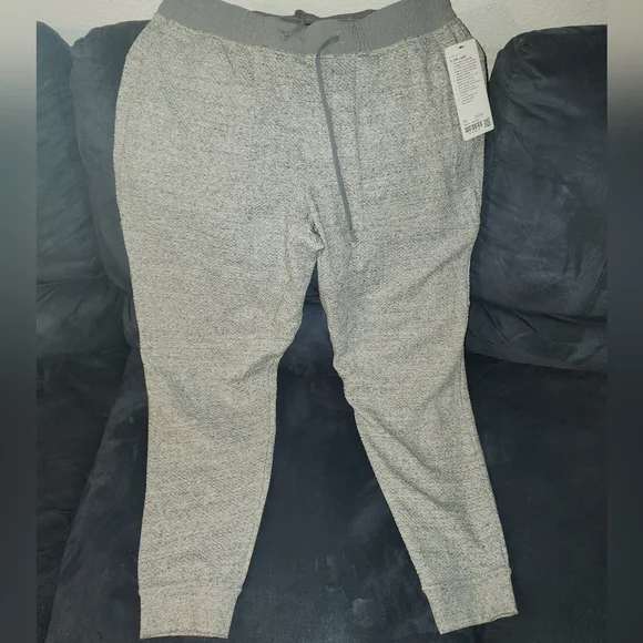 Size XS Brand new men's joggers - Picture 3 of 8